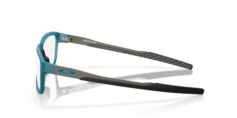 แว่นสายตา Oakley OX8153 815312 มุมข้าง หน้ากรอบBalsam ขาแว่นกันเมทัล