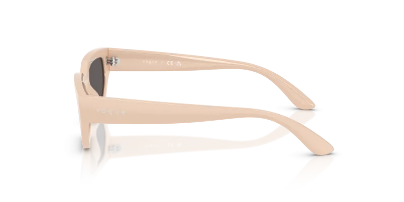 แว่นกันแดด Vogue VJ2029 320687 มุมข้าง ขาแว่นไนลอนสีเบจ