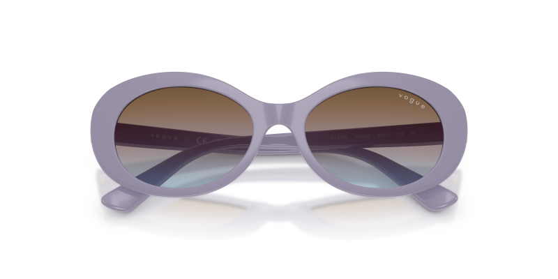 Vogue VJ2032 321048 close-up ด้านหน้า เลนส์ไล่เฉดสามสี