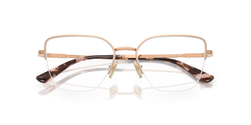 Vogue VO4331 5152 close-up ด้านหน้า ทรงผีเสื้อ