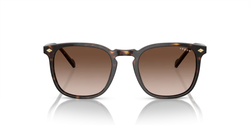 Vogue VO5328S W65613 แว่นกันแดดฮาวานาเข้ม ผู้ชาย ด้านหน้า Vogue VO5328S W65613 แว่นกันแดดฮาวานาเข้ม ผู้ชาย ด้านหน้า