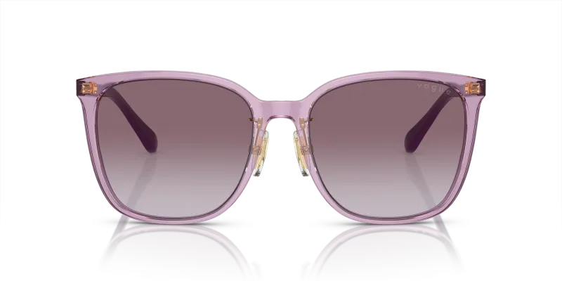 Vogue VO5537SD 29228H แว่นกันแดดทรงสี่เหลี่ยมม่วงโปร่งใส สำหรับผู้หญิง Vogue VO5537SD 29228H แว่นกันแดดทรงสี่เหลี่ยมม่วงโปร่งใส สำหรับผู้หญิง
