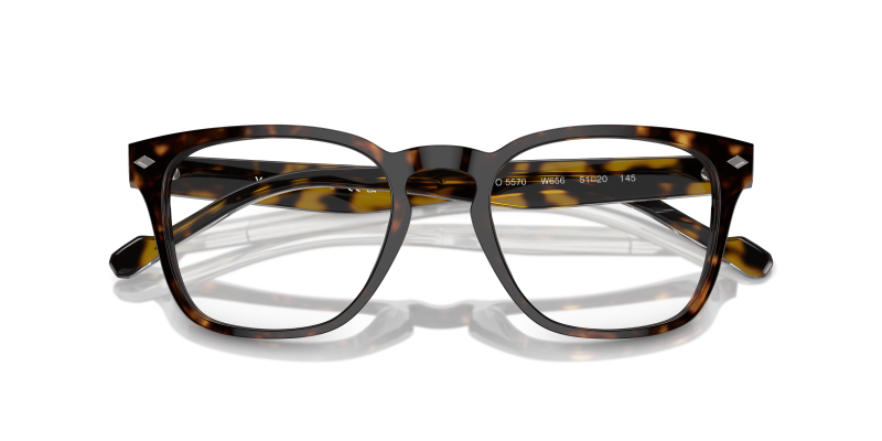 Vogue VO5570 W656 close-up ด้านหน้า