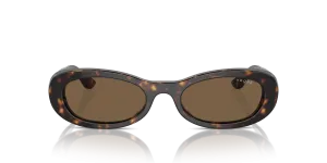 Vogue VO5582S W65673 แว่นกันแดดฮาวานาเข้มเลนส์น้ำตาลเข้ม สำหรับผู้หญิง
