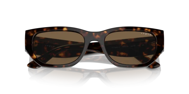 Vogue VO5586S W65673 close-up ด้านหน้า