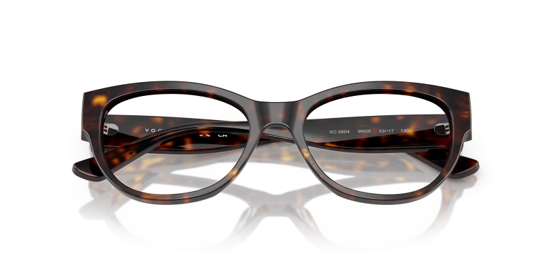 Vogue VO5604 W656 close-up ด้านหน้า