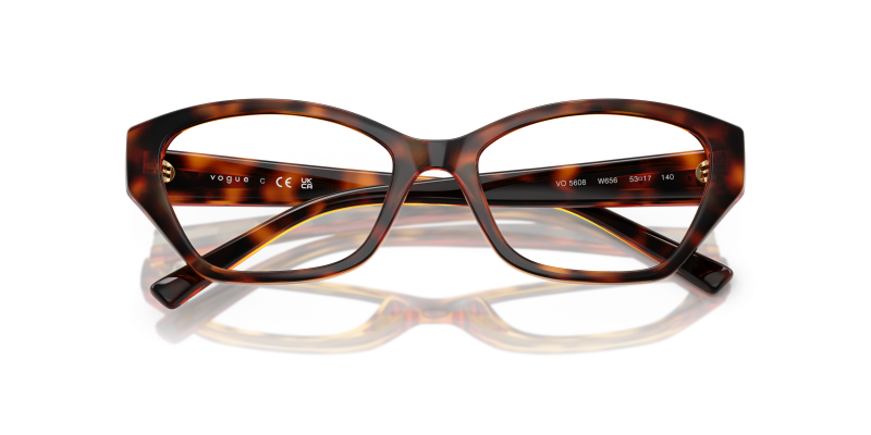 Vogue VO5608 W656 close-up ด้านหน้า