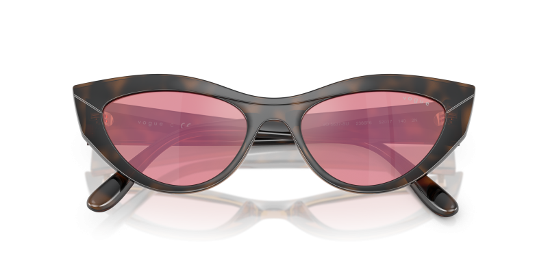 Vogue VO5637SU 2386F6 close-up ด้านหน้า