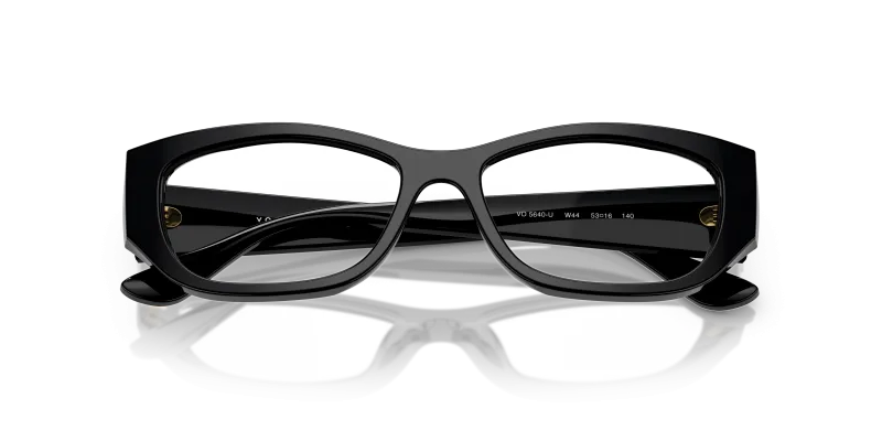 Vogue VO5640U W44 close-up ด้านหน้า