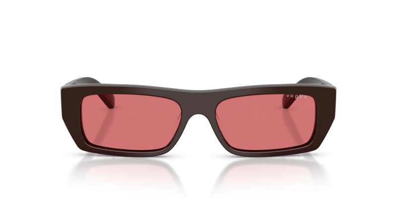 Vogue Sun VO5657SU 324275 Full Brown Red Vogue VO5657SU 324275 แว่นกันแดดกรอบน้ำตาลเลนส์แดง ทรงสี่เหลี่ยม สำหรับผู้หญิง
