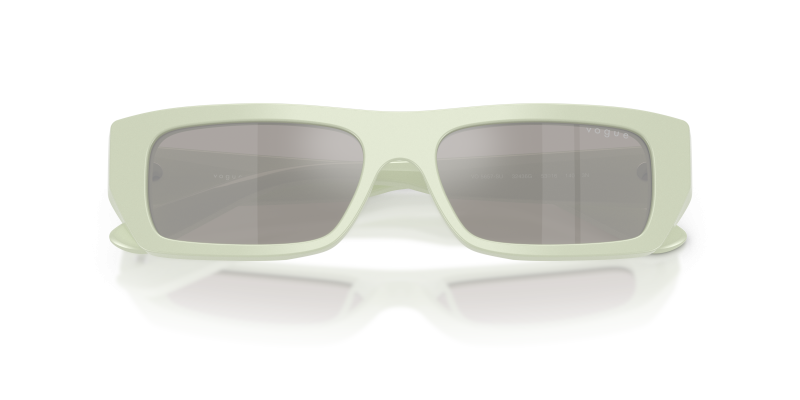 Vogue VO5657SU 32436G close-up ด้านหน้า