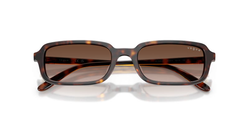 Vogue VO5666SF W65613 close-up ด้านหน้า