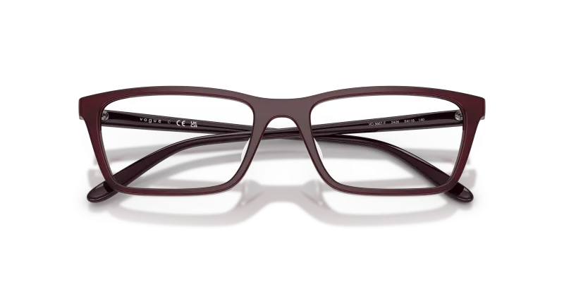 Vogue VO5667F 2426 close-up ด้านหน้า