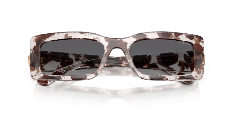 Vogue VO5674S 3218T3 close-up ด้านหน้า