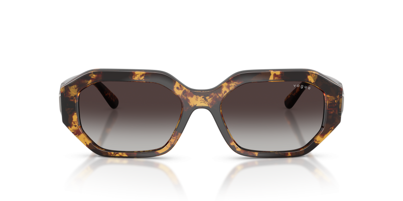 Vogue VO5675S 31798G แว่นกันแดดลายเต่าสีน้ำผึ้ง Honey Havana สำหรับผู้หญิง