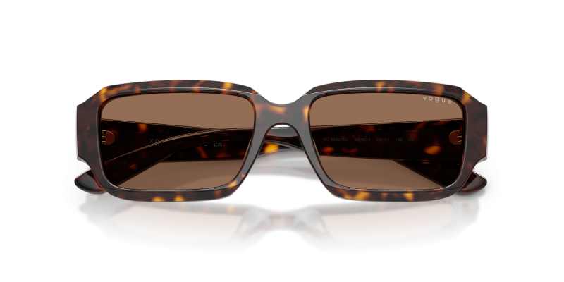 Vogue VO5693SU W65673 close-up ด้านหน้า