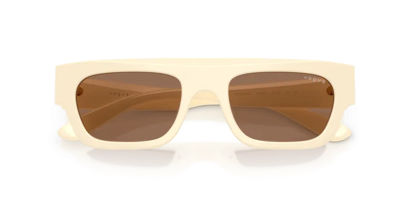 Vogue VO5694SU 316773 close-up ด้านหน้า Full Ivory