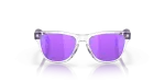 แว่นกันแดด Oakley Frogskins XXS OJ9009-03 Clear Prizm Violet Oakley Frogskins XXS OJ9009-03 ด้านหน้า กรอบใส เลนส์ Prizm Violet