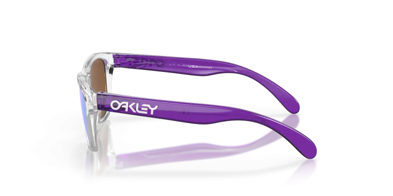 แว่นกันแดด Oakley Frogskins XXS OJ9009-03 มุมข้าง ขาสีม่วงคริสตัล