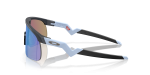 แว่นกันแดด Oakley Resistor OJ9010-16 มุมข้าง ทรง Shield สมรรถนะกีฬา