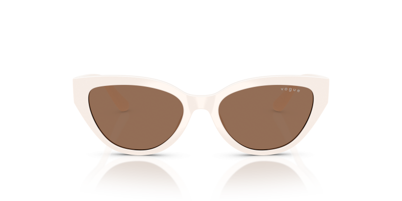 Vogue Sun VJ2026 312473 Ivory Dark Brown แว่นกันแดดเด็ก Vogue VJ2026 312473 ทรงผีเสื้อ สีงาช้าง มุมมองด้านหน้า