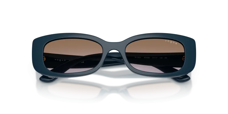 Vogue VJ2031 324068 ภาพระยะใกล้ รายละเอียดโครงสีน้ำเงิน