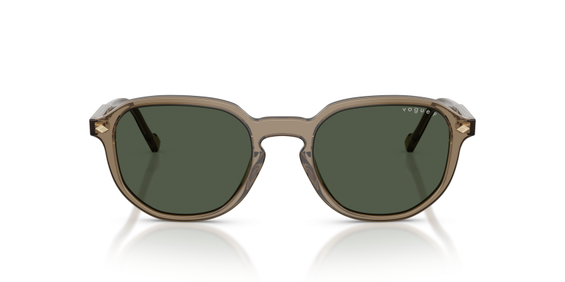 Vogue VO5707S 32939A แว่นกันแดดอะซิเตทน้ำตาล Heart เลนส์เขียว Polarized สำหรับผู้ชาย ด้านหน้า