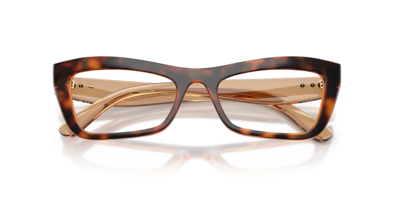 แว่นสายตา Vogue VO5710 W656 ภาพระยะใกล้ด้านหน้า
