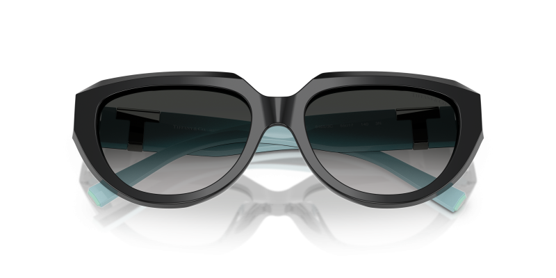 Tiffany & Co TF4238U 84653C close-up ด้านหน้า