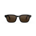 แว่น Meta Adventurer กรอบดำ เลนส์น้ำตาล มุมสามส่วนสี่บนพื้นหลังขาว