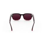 แว่น Meta Adventurer สีเมอร์โล มุมด้านหลัง เห็นโครงกรอบและขาแว่นแดงไวน์