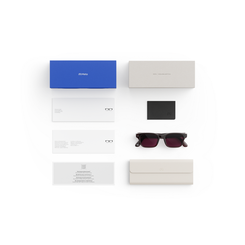 ชุดกล่องแว่น Meta Adventurer สีเมอร์โล จัดวางกล่อง เคส และการ์ดคู่มือ