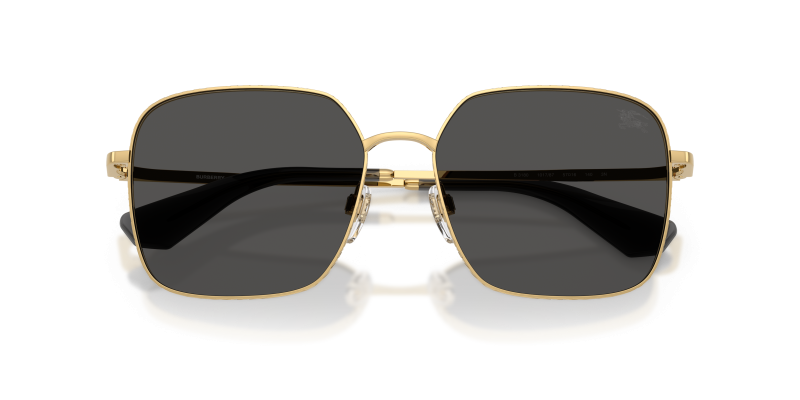แว่นกันแดด Burberry BE3180-101787 close-up ด้านหน้า