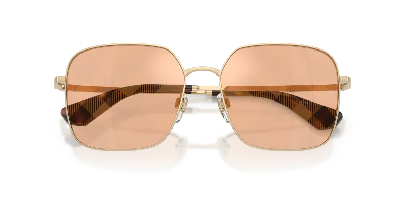 แว่นกันแดด Burberry BE3180-1109TO close-up ด้านหน้า
