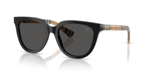 แว่นกันแดด Burberry BE4469F-416187 มุมเฉียง สีดำ สำหรับผู้หญิง