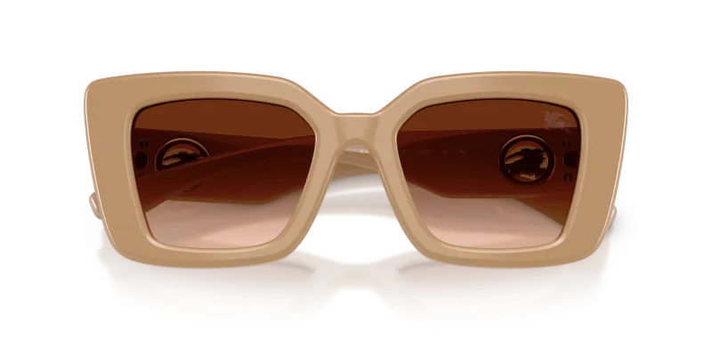 แว่นกันแดด Burberry BE4476-399074 close-up ด้านหน้า