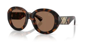 แว่นกันแดด Burberry BE4497U-300273 มุมเฉียง สีลายเต่าเข้ม สำหรับผู้หญิง