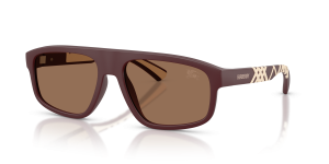 แว่นกันแดด Burberry BE4501U-426273 มุมเฉียง สี Matte Bordeaux สำหรับผู้ชาย