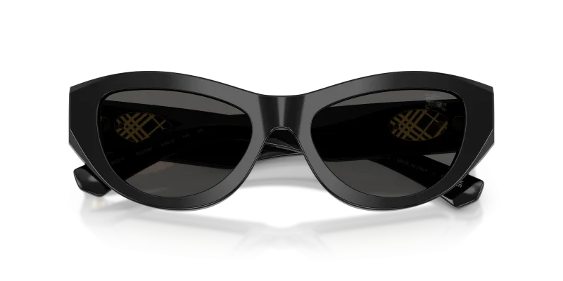 แว่นกันแดด Burberry BE4502F-300187 close-up ด้านหน้า