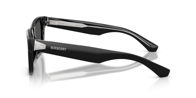 แว่นกันแดด Burberry BE4504F-420687 มุมข้าง ขาแว่นสีท็อปดำพื้นคริสตัล