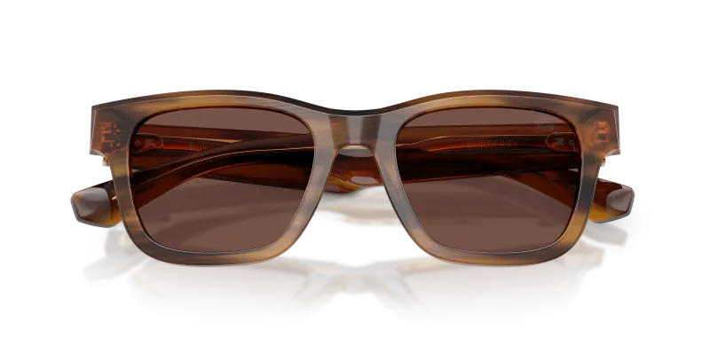แว่นกันแดด Burberry BE4504F-425373 close-up ด้านหน้า
