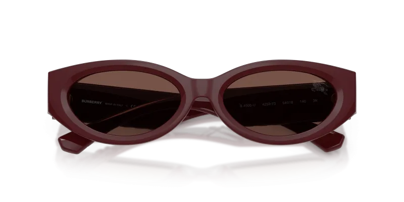 แว่นกันแดด Burberry BE4505U-425973 close-up ด้านหน้า