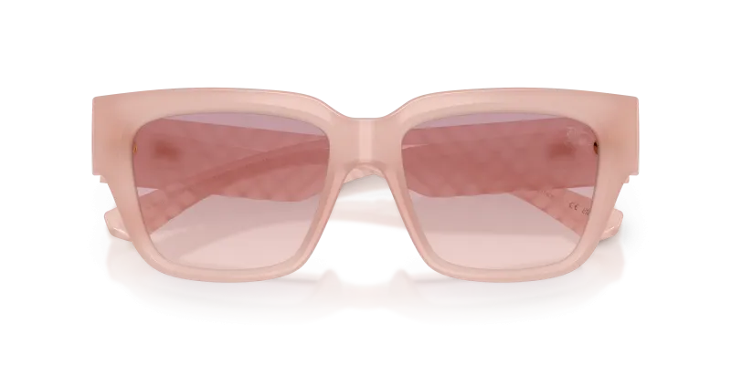 แว่นกันแดด Burberry BE4506U-426768 close-up ด้านหน้า