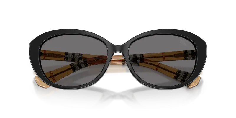 แว่นกันแดด Burberry BE4507D-416181 close-up ด้านหน้า
