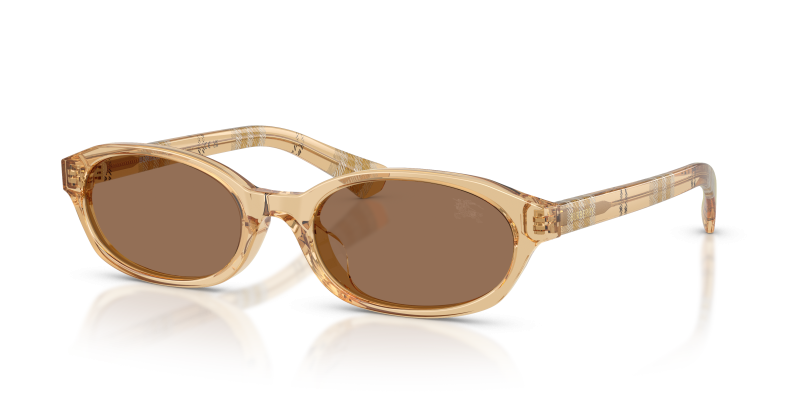 แว่นกันแดด Burberry BE4508D-416773 มุมเฉียง สีเหลือง สำหรับผู้หญิง