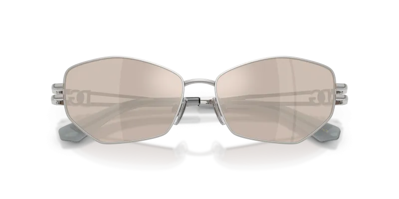 แว่นกันแดด Dolce & Gabbana DG2338-05/0V close-up ด้านหน้า