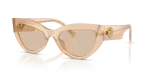 แว่นกันแดด Dolce & Gabbana DG4536-308993 Opal Beige Light Brown แว่นกันแดด Dolce & Gabbana DG4536-308993 มุมเฉียง สีเบจโอปอล สำหรับผู้หญิง