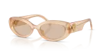แว่นกันแดด Dolce & Gabbana DG4537-308993 มุมเฉียง สีเบจโอปอล สำหรับผู้หญิง