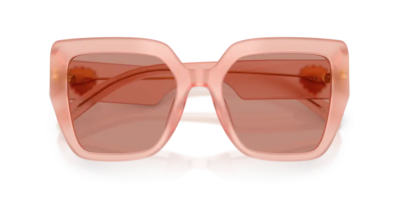 แว่นกันแดด Dolce & Gabbana DG4538-338496 close-up ด้านหน้า
