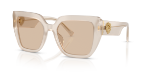 แว่นกันแดด Dolce & Gabbana DG4538-342093 มุมเฉียง สีมุกโอปอล สำหรับผู้หญิง